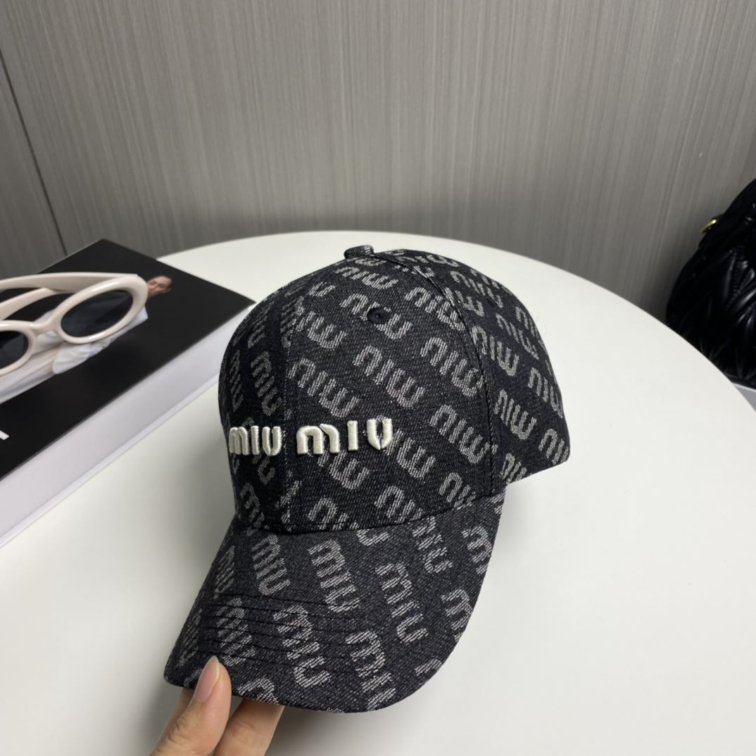 Miu Miu Caps